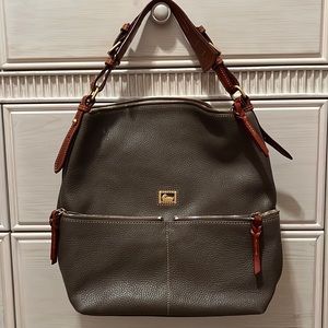 Dooney & Bourke shoulder bag - Dillen Medium Pocket Sac in Elephant gray